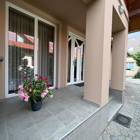Appartamento Holler Vendeghaz Bük Esterno foto