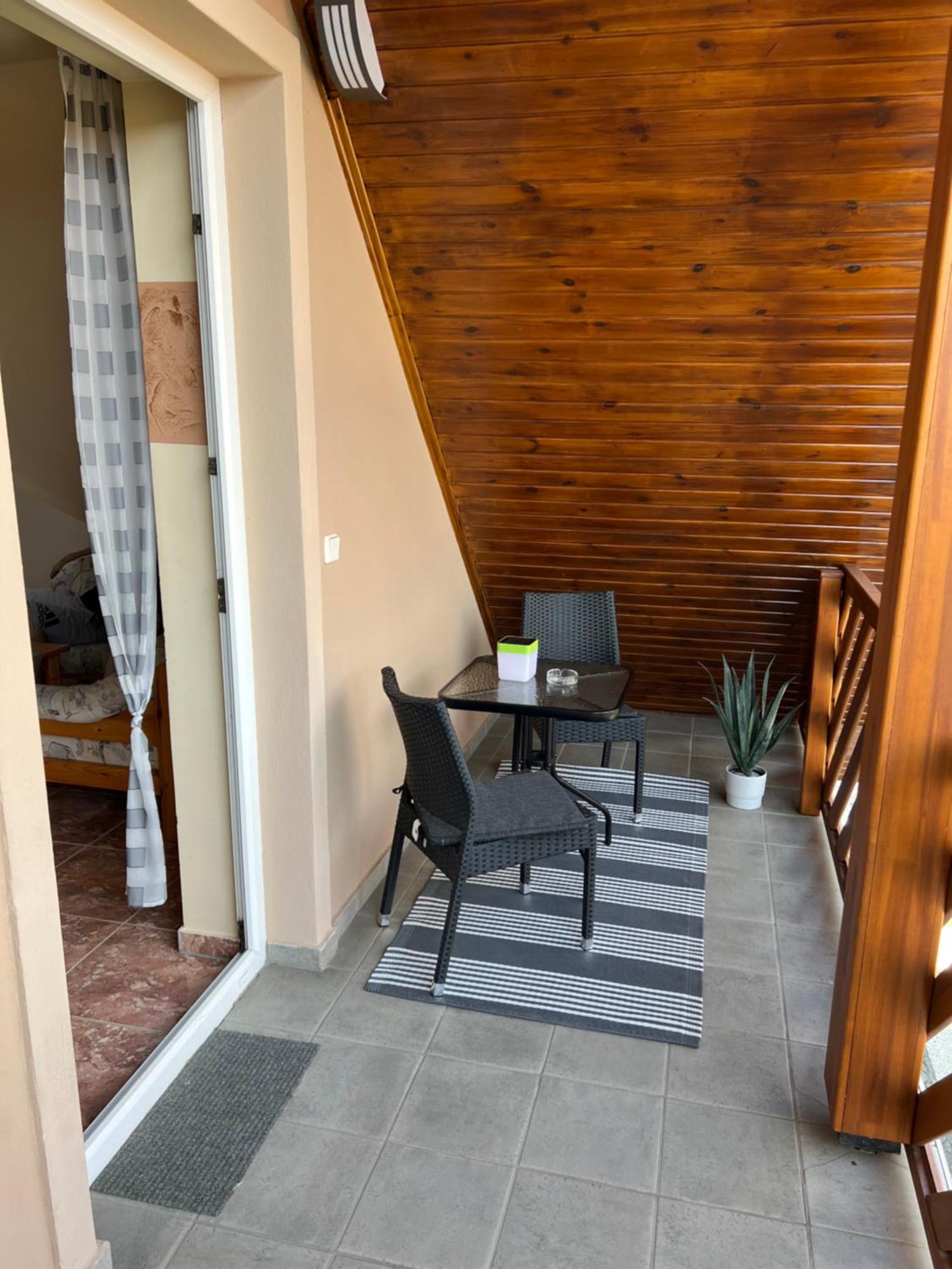 Appartamento Holler Vendeghaz Bük Esterno foto