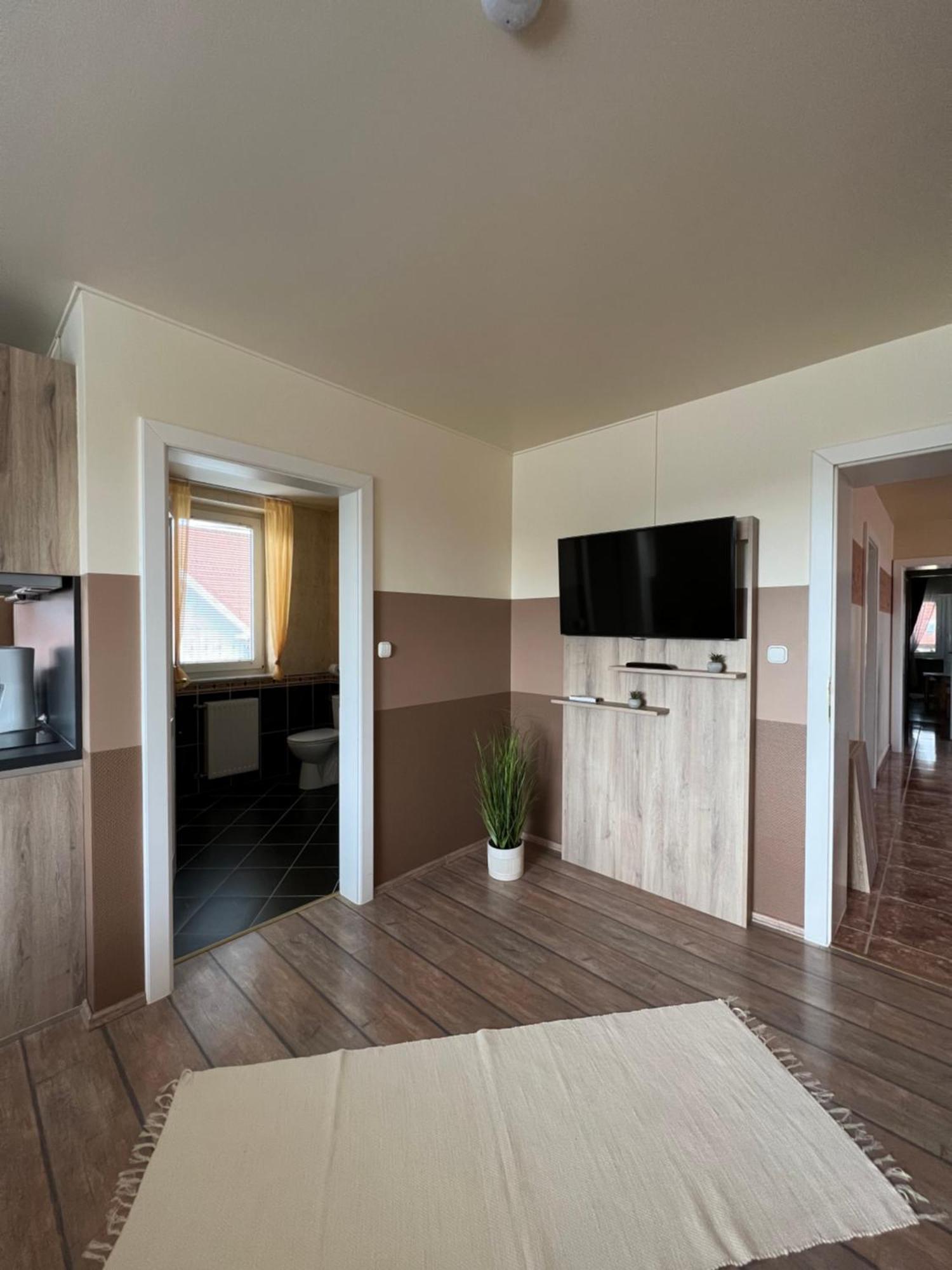 Appartamento Holler Vendeghaz Bük Esterno foto